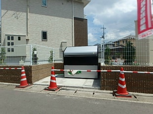 小山駅 バス13分  西坪公園東下車：停歩7分 1階の物件外観写真